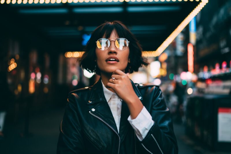 Trendy young woman posing for an Instagram photo near Hagerstown and Frederick Maryland